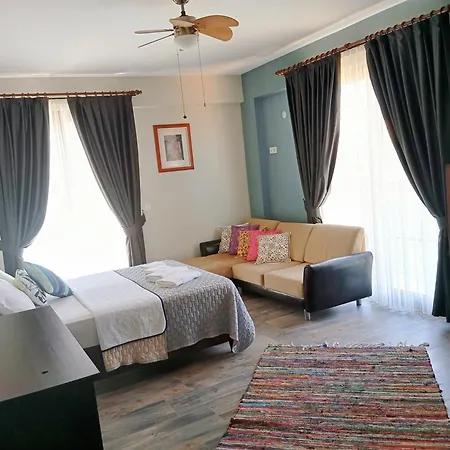 Mila's Homestay *